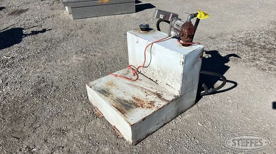Delta Fuel Tank