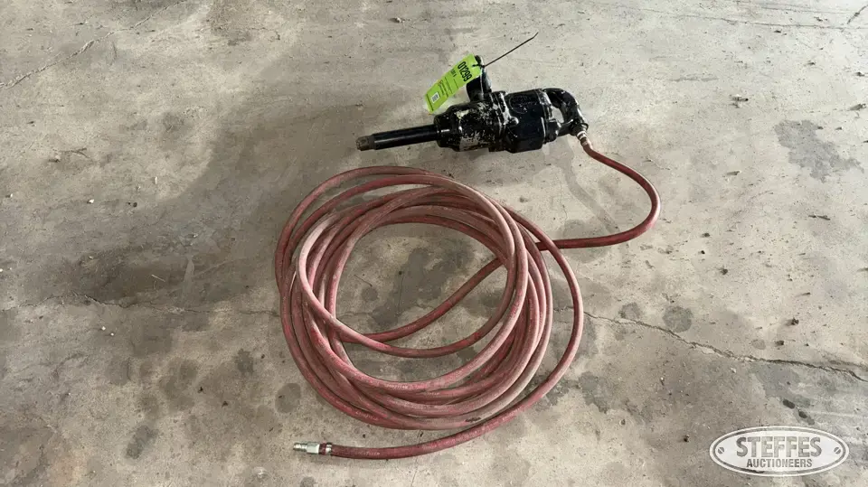 Central Pneumatic air impact Air Tools and Compressor