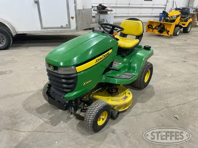 John Deere X300