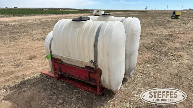 (2) Saddle tanks