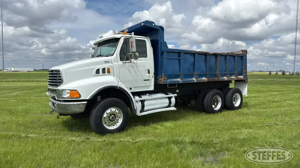 2007 Sterling LT9500 Dump Truck