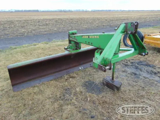 John Deere 155