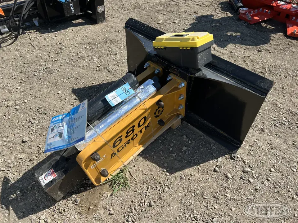 Agrotk 680 Skid Steer Breakers-Drop Hammers-Jack Hammers-Grinder