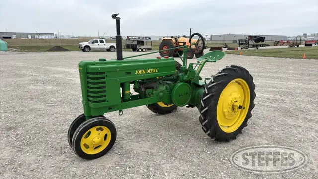1944 John Deere H