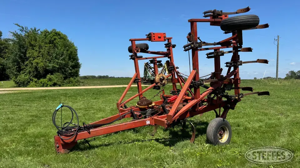International 55 Chisel Plow