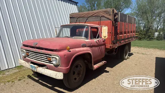 1963 Ford 600