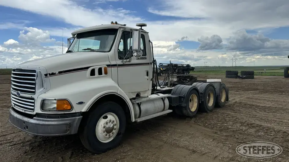 1996 Ford Aeromax Conventional Truck without Sleeper