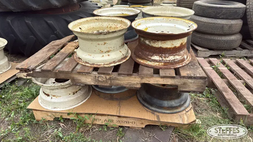(9) Implement wheels Truck-Trailer Part