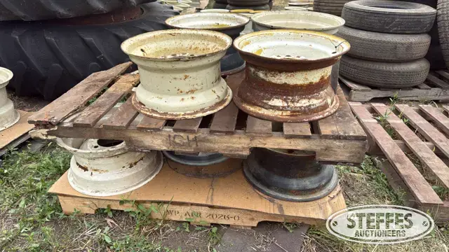 (9) Implement wheels