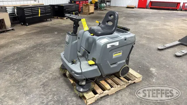 2021 Karcher KM 85/50R
