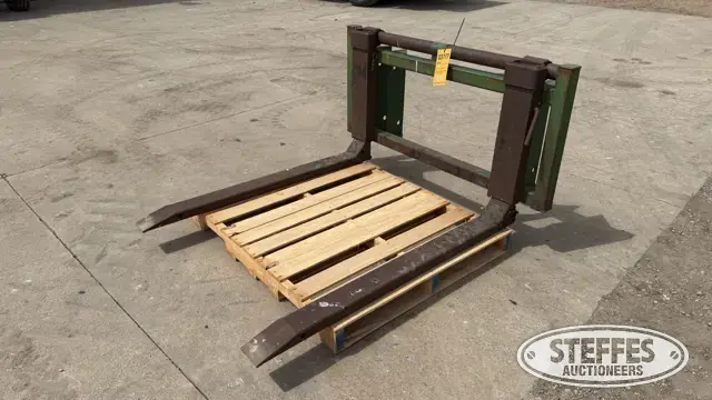 John Deere forks