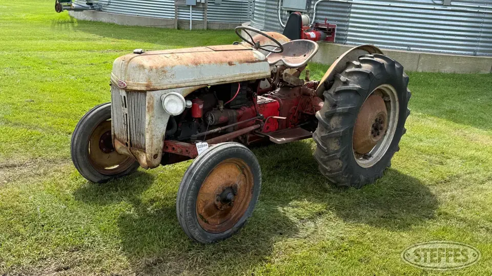 Ford 8N Collectible Tractor