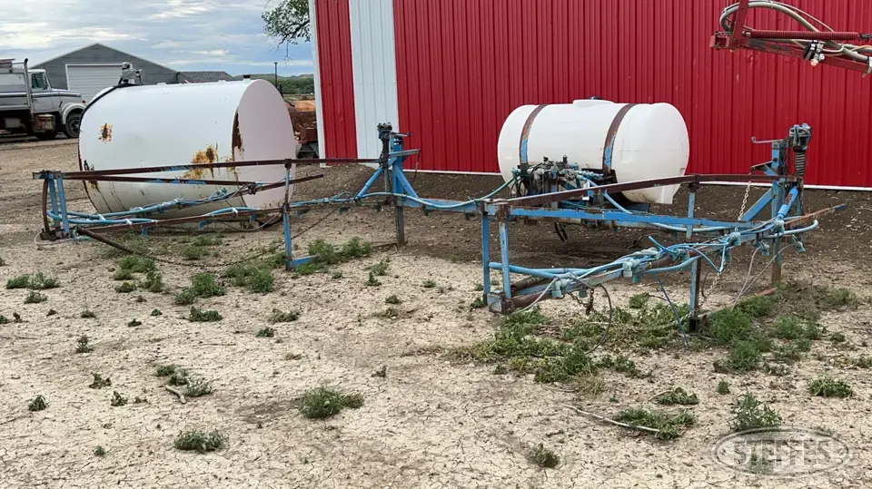 Blumhardt Pull-Type Sprayer