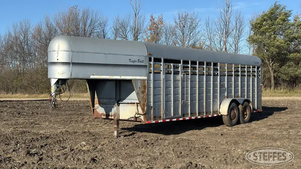 1997 Kiefer Built Gooseneck Livestock Trailer