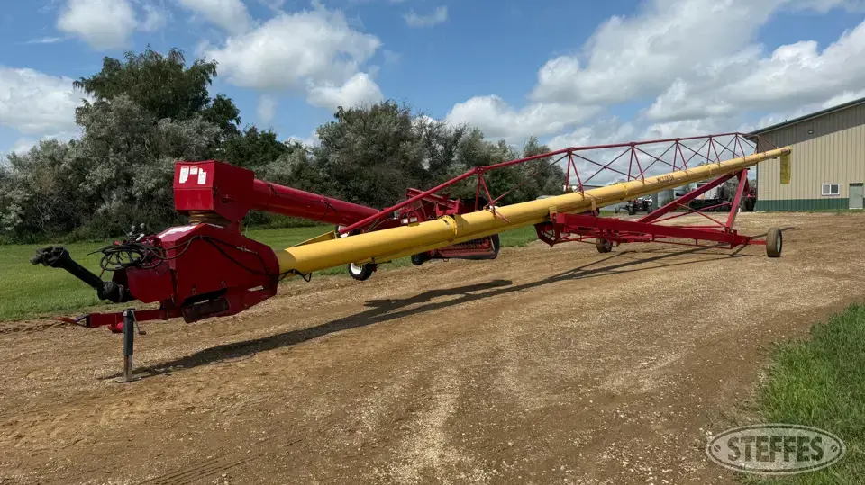 2013 Westfield MKX130-94 Swing Hopper Auger