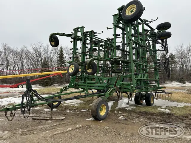 John Deere 2200