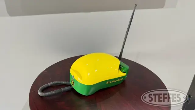 John Deere StarFire 6000