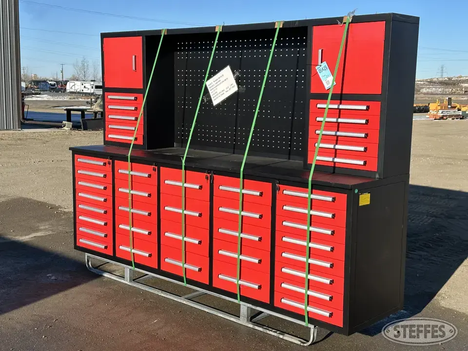 Steelman 40D-01B Storage and Bench