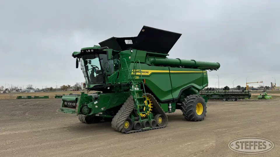2021 John Deere X9 1000 Combine