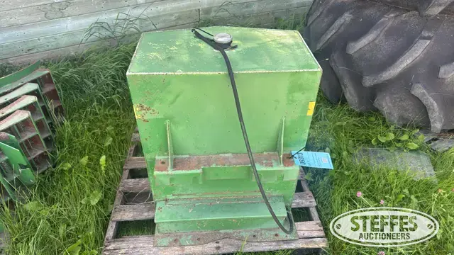 Auxiliary fuel tank