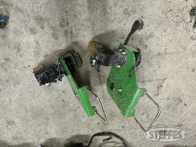 John Deere hyd. drive motors
