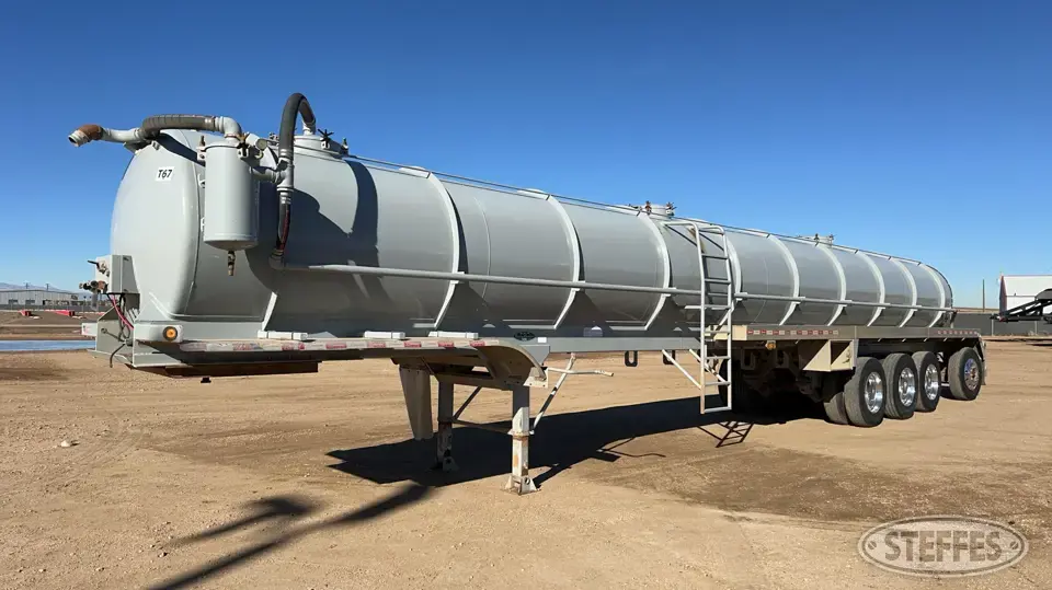 2019 Dragon 193 BBL Vacuum Trailer