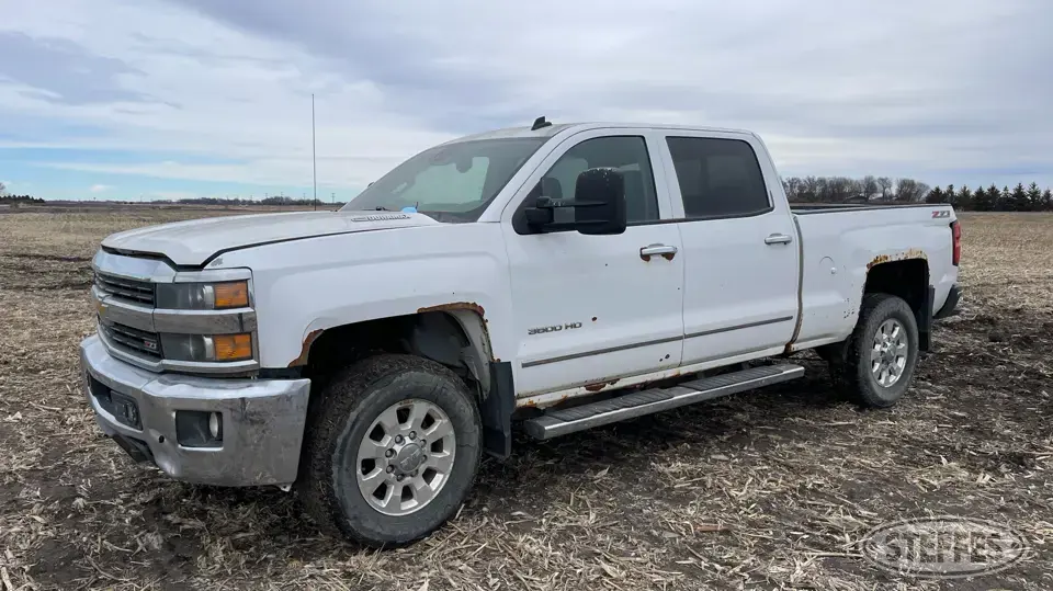 2015 Chevrolet Silverado 3500HD LTZ 1 Ton Pickup