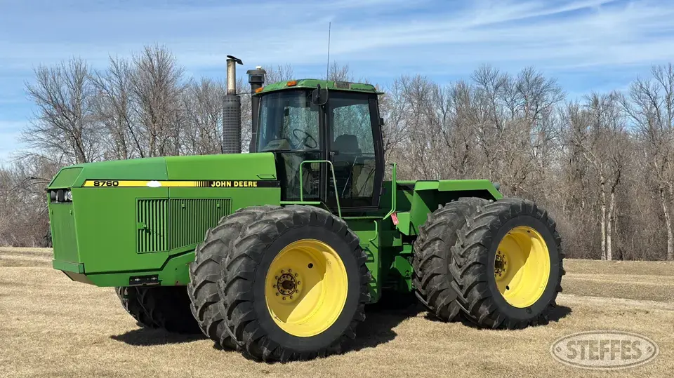 1990 John Deere 8760 4WD Tractor