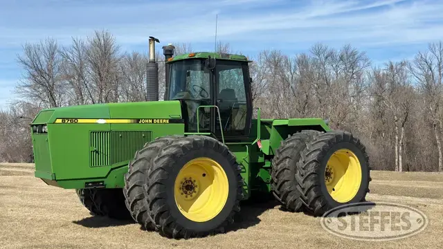 1990 John Deere 8760