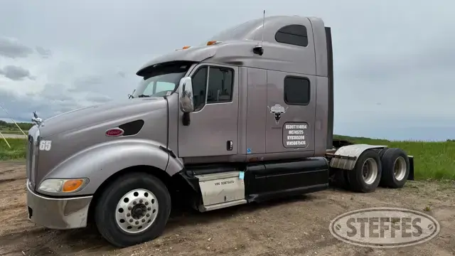 2005 Peterbilt 387
