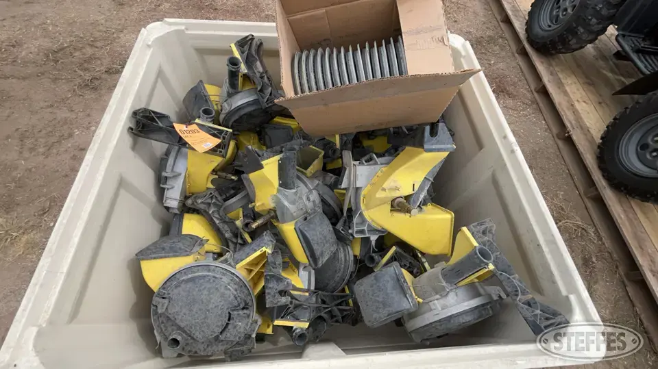 (17) Precision Planting eSet Meters Ag Equipment Part