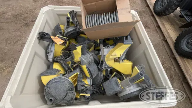 (17) Precision Planting eSet Meters