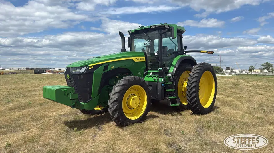 2022 John Deere 8R 310 MFWD Tractor