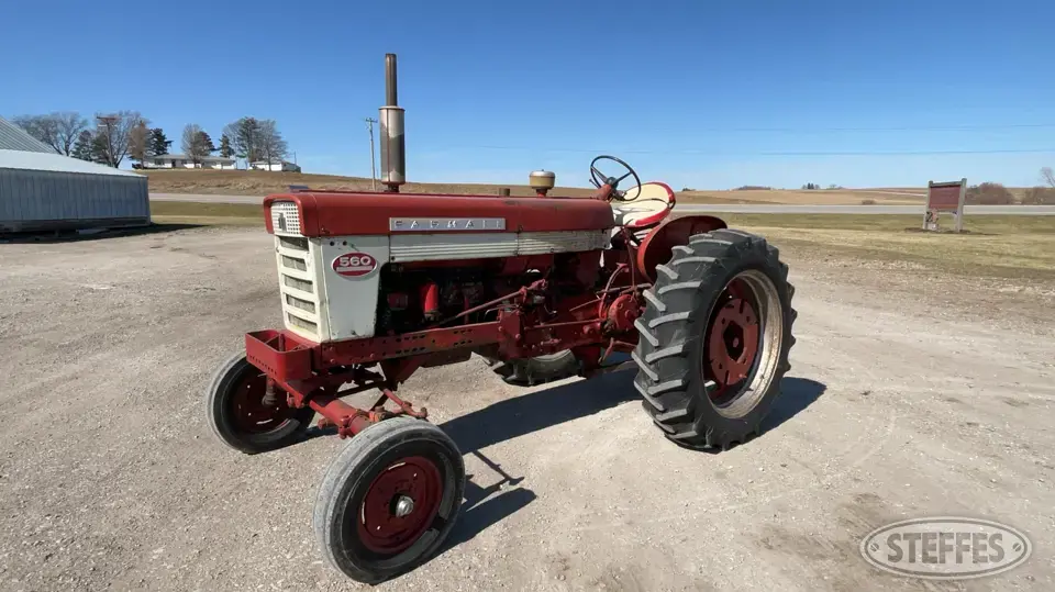 1959 Farmall 560 2WD Tractor