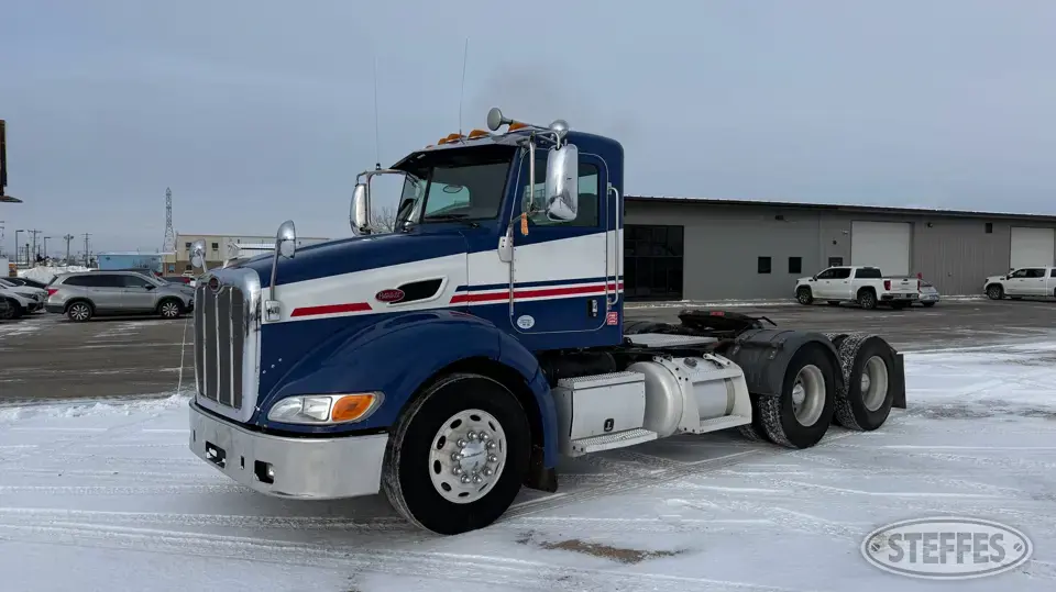 2010 Peterbilt 384 Conventional Truck without Sleeper