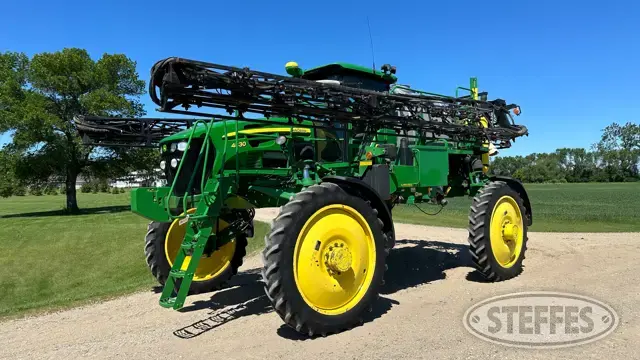2009 John Deere 4830