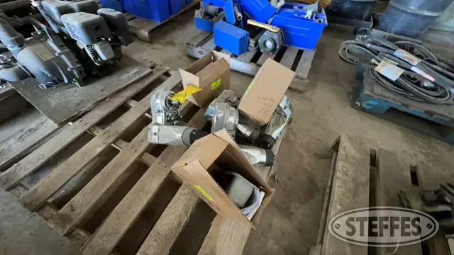 Roll-Rite Tarp Stretcher