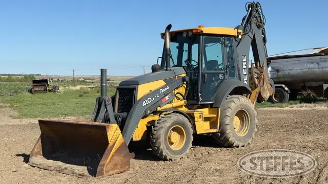 2007 Deere 410J TC