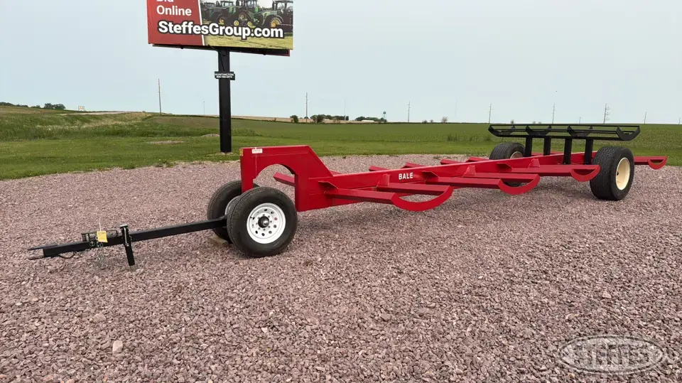 Industrias America 825 Bale Transportation