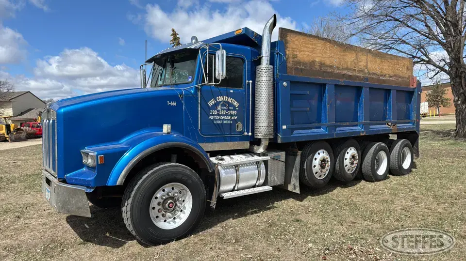 1993 Kenworth T800 Dump Truck