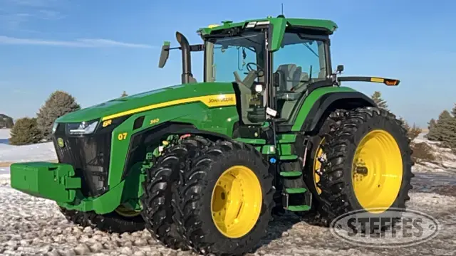 2023 John Deere 8R 340