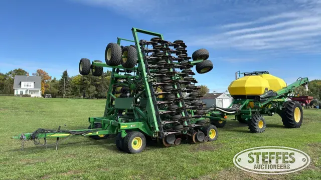 2003 John Deere 1890