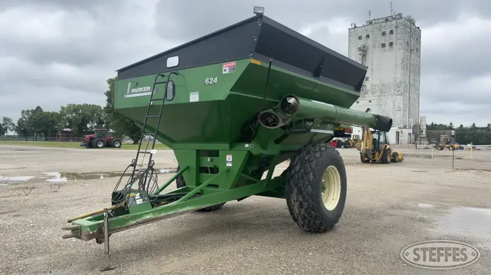 Parker 624 Grain Cart