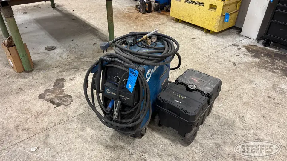 Miller Millermatic 252 Welding