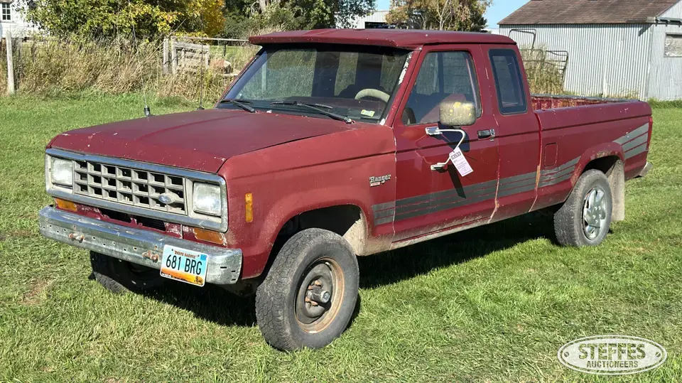 1988 Ford Ranger XLT Compact Pickup