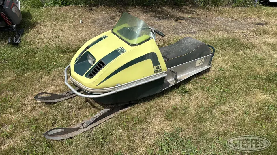 Eskimo RT/2 Snowmobile
