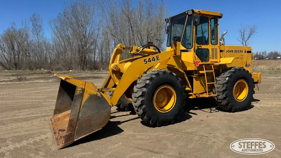 1992 John Deere 544E Wheel Loader
