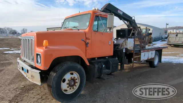 2000 International 2554