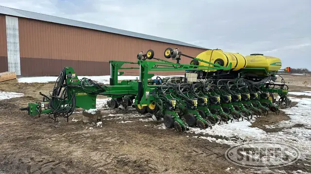 2008 John Deere DB60