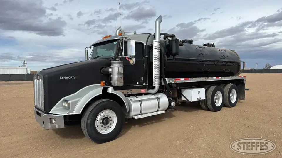2012 Kenworth T800 Vac Truck